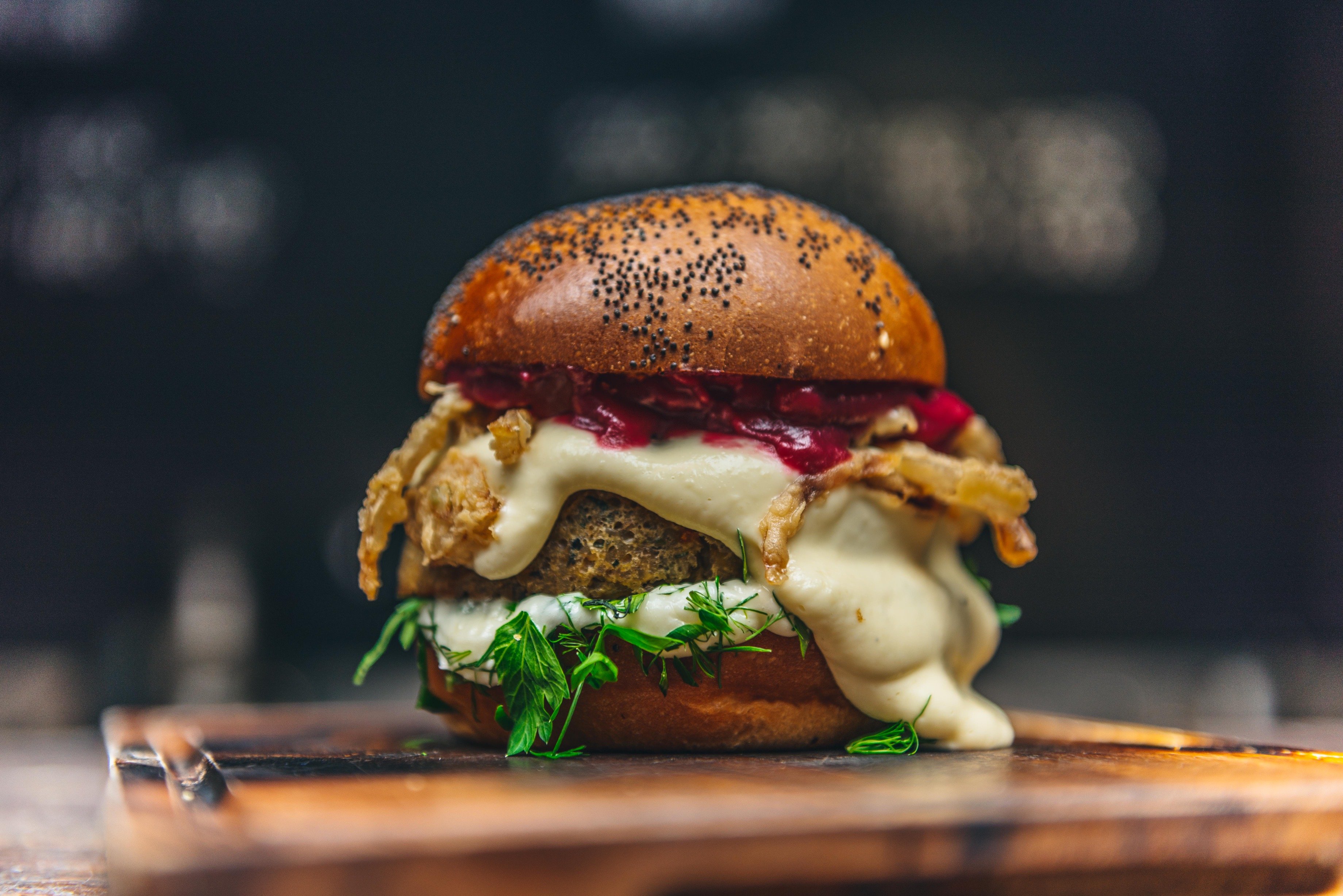 Mac & Wild London vegan burger